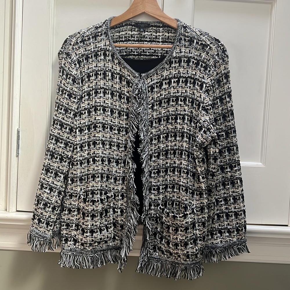 Women's Black and white with metallic gold thread sweater